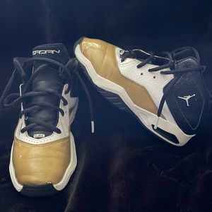 Jordan’s B’loyal boys basketball shoes